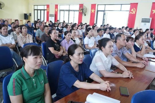 Bồi dưỡng lý luận chính trị hè năm 2026 cho hơn 500 cán bộ, giáo viên xã Phú Cát