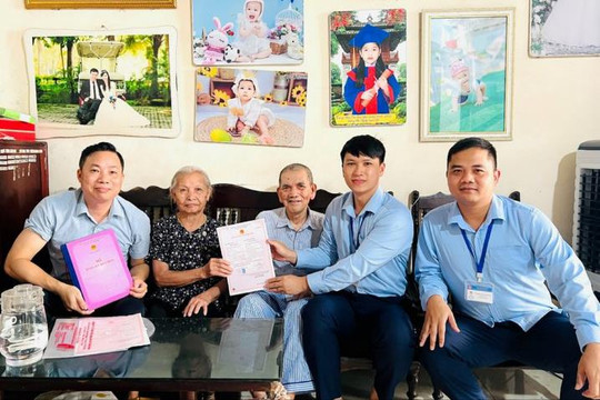 Mang dịch vụ công tới tận nhà người có công