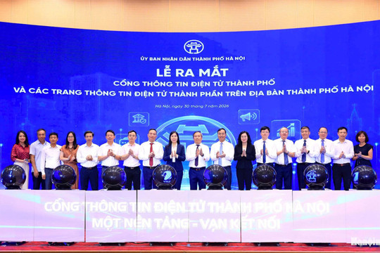 Hà Nội ra mắt Cổng thông tin điện tử thành phố và hệ thống 140 trang thông tin điện tử