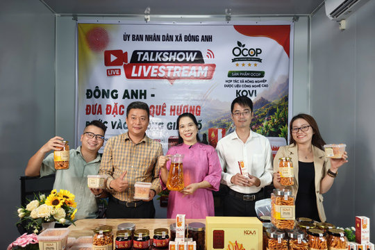 Đông Anh: Lãnh đạo xã "lên sóng" kể chuyện đặc sản quê hương