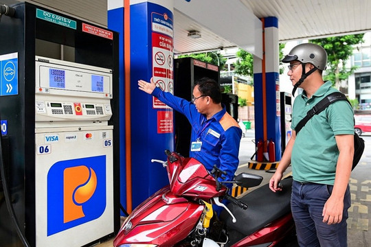 Chính phủ chỉ đạo bảo đảm nguồn cung xăng dầu, không để gián đoạn hoạt động bán lẻ