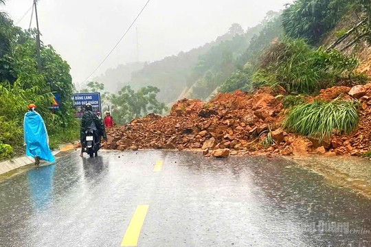 Mưa lũ tại Bắc Bộ: Hàng chục gia đình phải di dời khẩn cấp