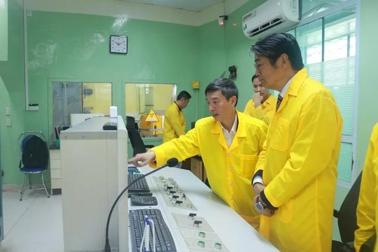 Điện hạt nhân: Xây năng lực quốc gia trước khi xây nhà máy