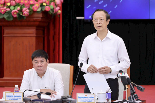 Căn cứ pháp lý nào để tổ chức thi lại tại điểm thi THPT chuyên Tuyên Quang?