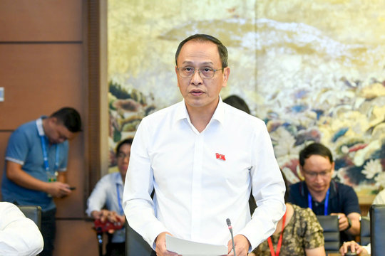 Bảo đảm cơ chế phát hiện sai phạm trước khi phát hành xuất bản phẩm
