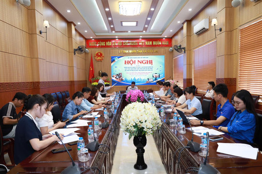 Xã Suối Hai đẩy mạnh quảng bá sản phẩm OCOP bằng livestream và hộ chiếu số