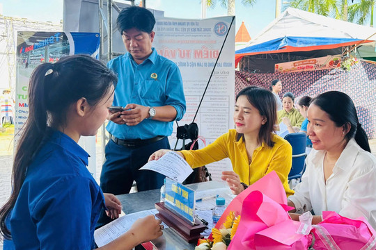 Tin tức đặc biệt trên ấn phẩm Hànộimới ngày 6-8-2026