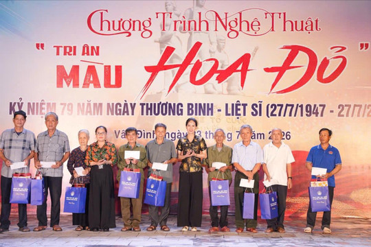Bồi đắp “thế trận lòng dân” vững chắc