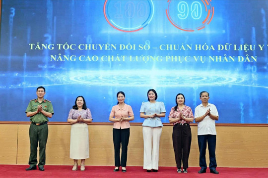 Xã Quảng Bị phát động cao điểm 100 ngày chuyển đổi số