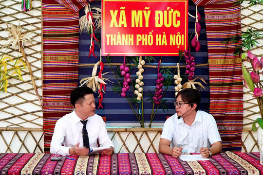 Về Mỹ Đức nghe lãnh đạo xã kể chuyện đặc sản quê hương