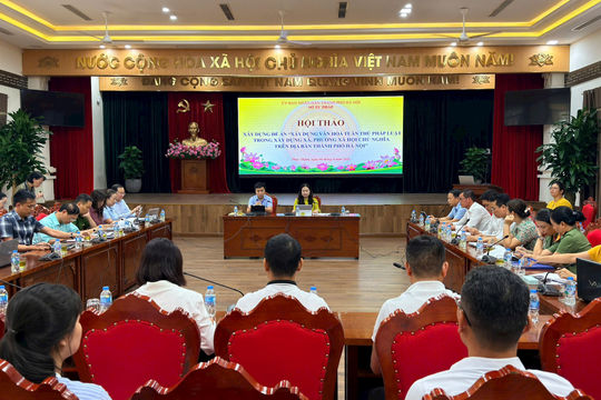 Xây dựng văn hóa tuân thủ pháp luật trong xây dựng xã, phường xã hội chủ nghĩa