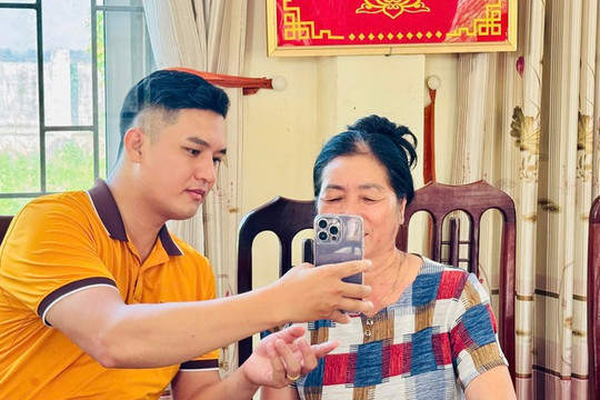 Xã Tam Hưng: Đưa công nghệ số đến gần hơn với người dân