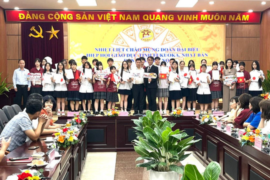 Học sinh Hà Nội và Fukuoka vun đắp tình hữu nghị qua giao lưu giáo dục