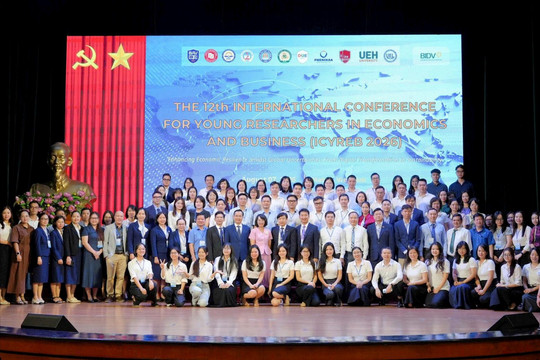 Diễn đàn học thuật dành cho các nhà khoa học trẻ khối kinh tế, kinh doanh