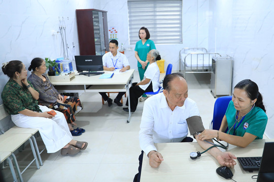 Cục trưởng Cục Dân số (Bộ Y tế) Lê Thanh Dũng: Xây dựng một nước Việt Nam khỏe mạnh, hùng cường