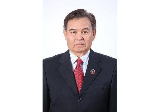 Một nén tâm hương từ Hà Nội gửi người bạn Lào