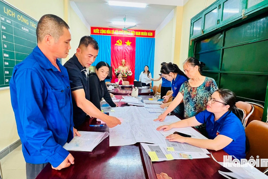 Người thực hành công tác xã hội không bắt buộc làm đủ giờ hành chính