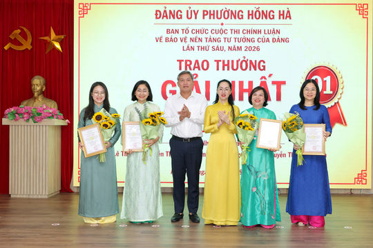 Phường Hồng Hà tổng kết Cuộc thi chính luận về bảo vệ nền tảng tư tưởng của Đảng