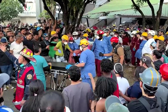 [Video]Ít nhất 132 người thiệt mạng sau trận động đất 7,4 độ tại miền Tây Colombia