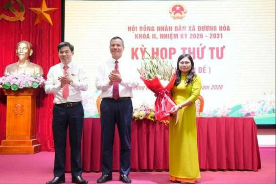 Bà Nguyễn Thanh Tú được bầu giữ chức Chủ tịch HĐND xã Dương Hoà