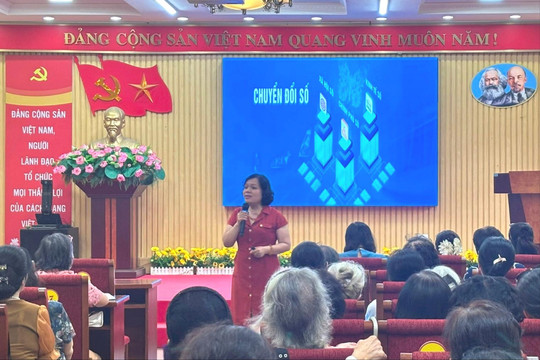 Phường Văn Miếu - Quốc Tử Giám: Trang bị kỹ năng để phụ nữ chủ động trong chuyển đổi số