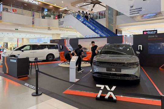 Xe năng lượng mới chiếm hơn 60% doanh số ô tô Trung Quốc