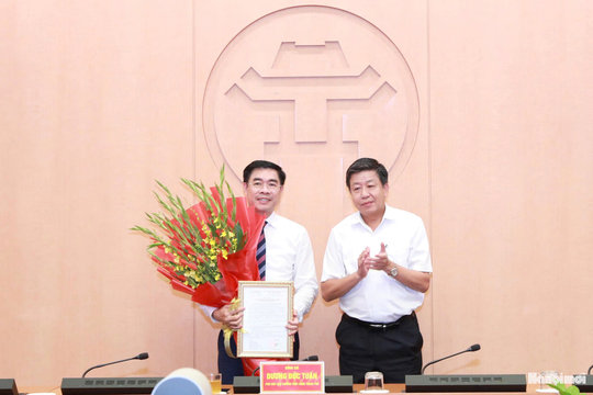 Đồng chí Vũ Huy Bình giữ chức Phó Chánh Văn phòng UBND thành phố Hà Nội