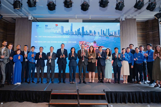 Việt Nam - Vương quốc Anh hợp tác xây hệ sinh thái tài chính kết nối quốc tế và bền vững