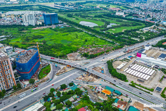 Hầm chui Cổ Linh hướng tới thông xe trước Tết Nguyên đán 2027