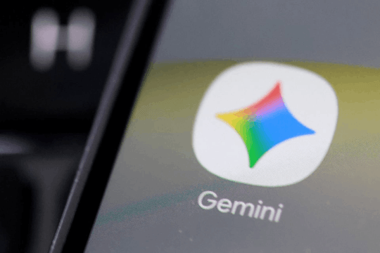 Google đại cải tổ bộ máy AI để tăng tốc Gemini