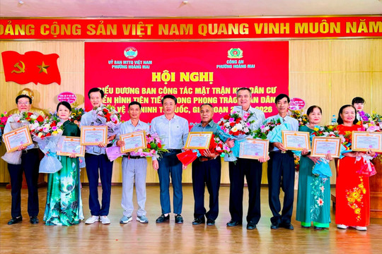 Phường Hoàng Mai lấy người dân làm trung tâm trong bảo vệ an ninh Tổ quốc