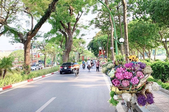 Hà Nội giảm nhiệt, ngày nắng, chiều tối có mưa