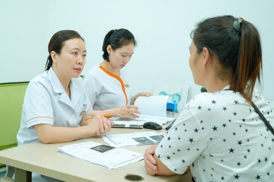 Vô sinh, hiếm muộn có xu hướng trẻ hóa và những cảnh báo