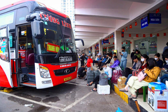 Bến xe Hà Nội chuẩn bị 500 xe tăng cường phục vụ hành khách dịp Quốc khánh