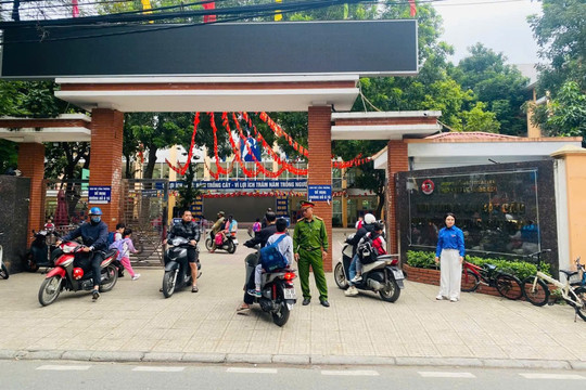 Từ khu dân cư an toàn đến Thủ đô bình yên