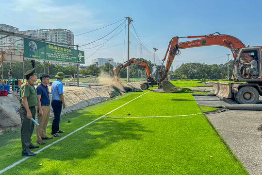 Phường Từ Liêm cưỡng chế 3 công trình vi phạm trên đất nông nghiệp