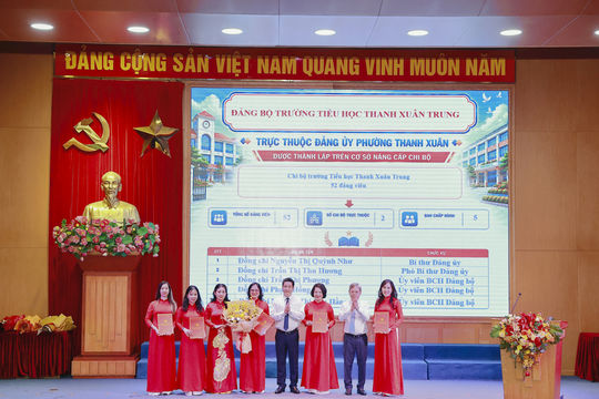 Phường Thanh Xuân thành lập 10 đảng bộ trường học công lập