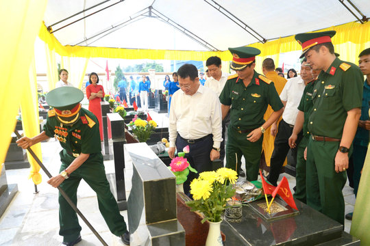 Xã Quang Minh triển khai lấy mẫu 44 hài cốt liệt sĩ