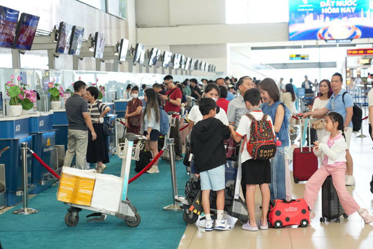 Vé máy bay dịp Quốc khánh 2-9: Nhiều đường bay du lịch còn chỗ