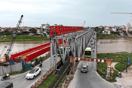 Hạn chế giao thông trên sông Đuống trong ngày 19-8