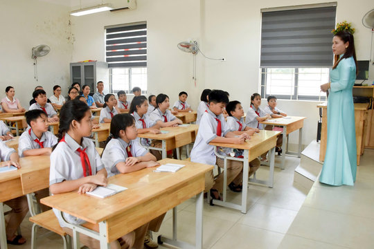Hà Nội: Không để bỏ sót học sinh thuộc diện hưởng chính sách hỗ trợ