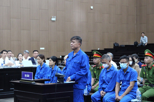 Giám đốc công ty luật môi giới hối lộ tiền tỷ
