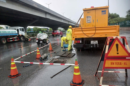 Sẵn sàng 200 xe hút, téc, phản lực xử lý điểm ngập