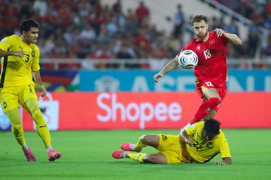 Thắng thuyết phục Malaysia, tuyển Việt Nam hiên ngang vào chung kết ASEAN Cup 2026