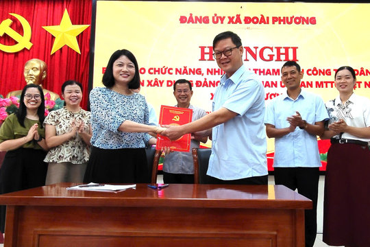 Xã Đoài Phương bàn giao chức năng, nhiệm vụ tham mưu về công tác dân vận