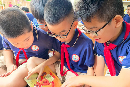 Trẻ em trước rủi ro trên mạng: “Hàng rào” nào là đủ?