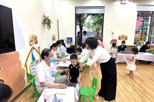 Phường Yên Sở triển khai chương trình khám sức khỏe miễn phí cho trẻ em