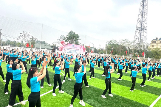 Phụ nữ Hồng Sơn tích cực phát huy vai trò trong xây dựng cộng đồng văn minh
