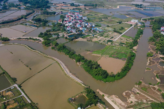 Hà Nội báo động lũ trên sông Tích