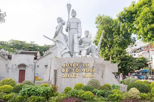 Hà Nội thống nhất chủ trương, nghiên cứu phương án di chuyển Tượng đài “Quyết tử để Tổ quốc quyết sinh”